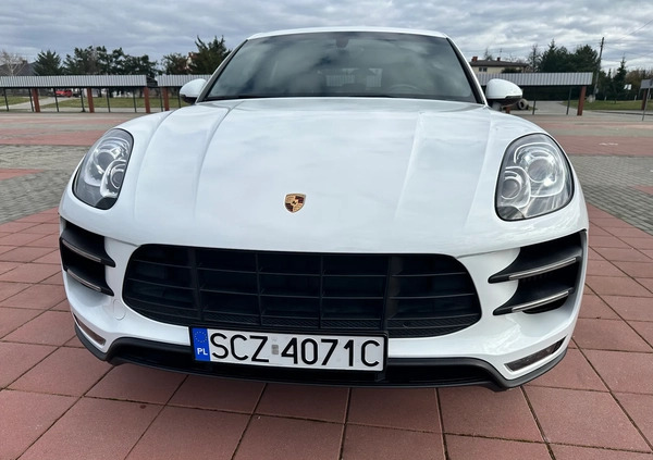 Porsche Macan cena 149998 przebieg: 143554, rok produkcji 2016 z Warszawa małe 781